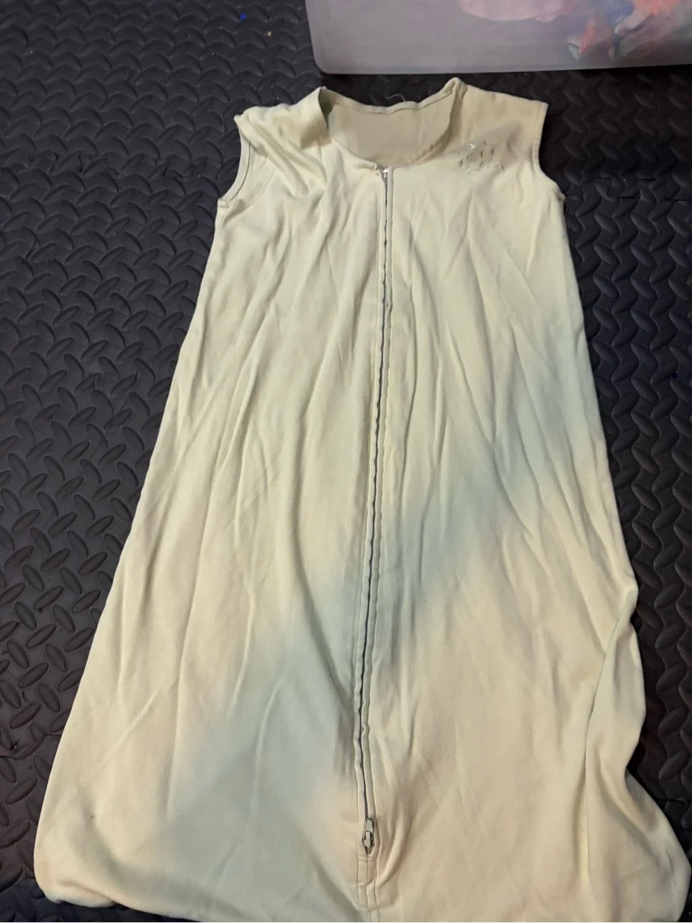 Sleeveless Zip-Front Infant Sleep Sack in Light green